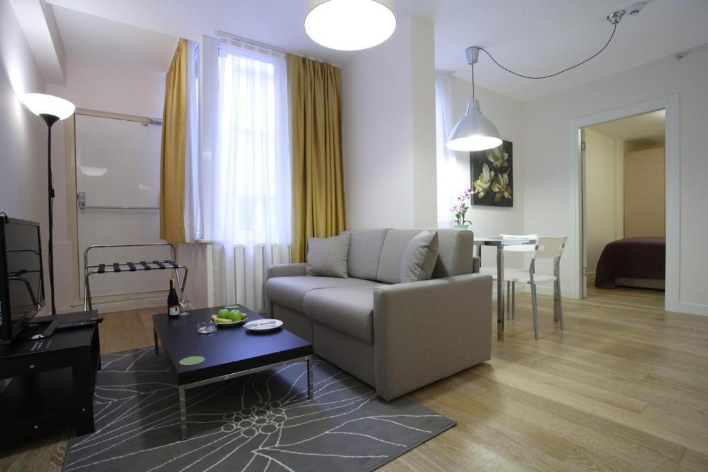 Home Stay Home Valikonagi Isztambul Szoba fotó