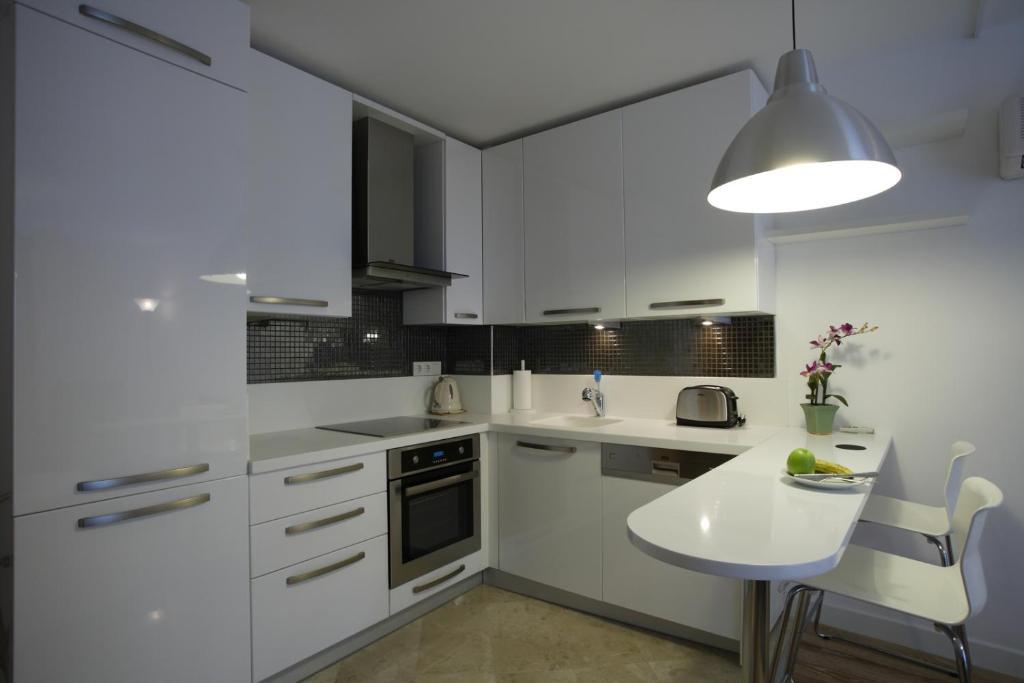 Home Stay Home Valikonagi Isztambul Szoba fotó
