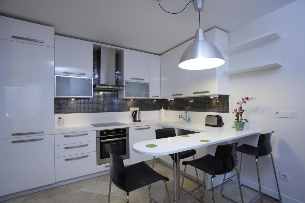 Home Stay Home Valikonagi Isztambul Szoba fotó
